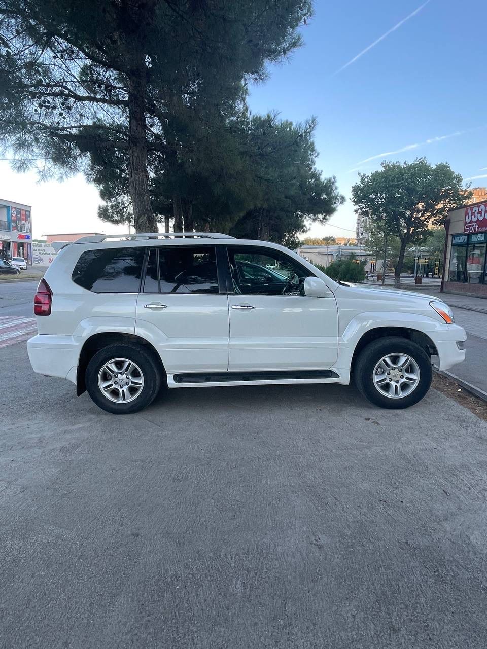 Lexus GX 470 3